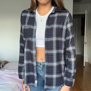 SOLD Hollister Flannel Shirt Boyfriend Fit Size XS